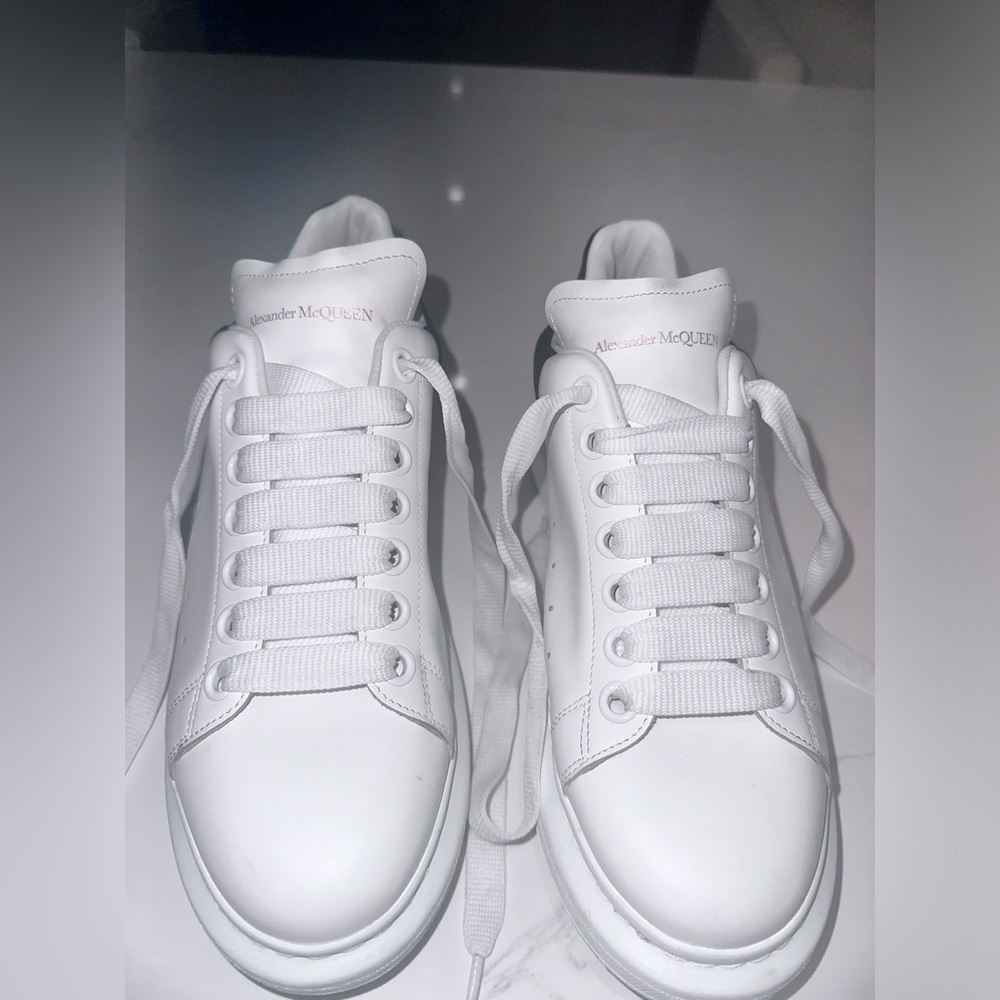 ALEXANDER MCQUEEN LEATHER SNEAKERS W/ SUADE TRIM